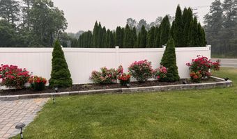 449 Montgomery St, Bayville, NJ 08721