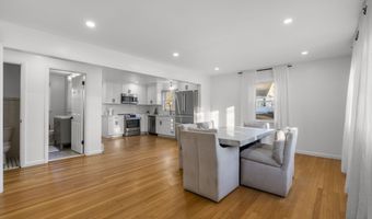 948 Wayne St, Bridgeport, CT 06606
