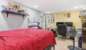 199 Avenue A, Bayonne, NJ 07002