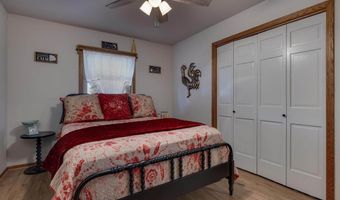 400 Oak St, Argyle, WI 53504