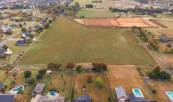 4950 Benton Rd, Benton, LA 71111