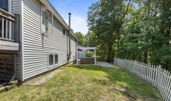4 Cross Rd, Brookline, NH 03033