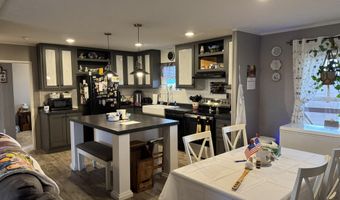 5076 Pine Grove Rd, Ballard, WV 24918