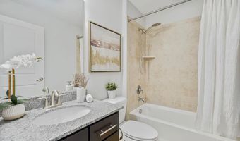 44713 PLYMPTON Sq, Ashburn, VA 20147