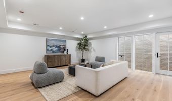 629 N LINCOLN St N, Arlington, VA 22201