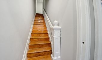 827 LINDEN St W, Allentown, PA 18101