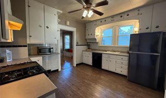 3317 Jackson St, Alton, IL 62002