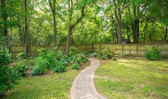 330 Chesterfield St N, Aiken, SC 29801