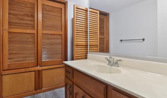 1107 N 13th St, Beatrice, NE 68310
