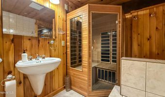 233 Algerie Rd, Becket, MA 01223