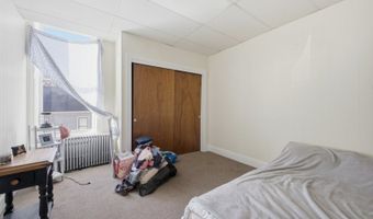 318 Front St, White, NJ 07823