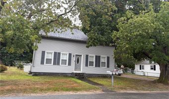 27 Matteson St, Coventry, RI 02816