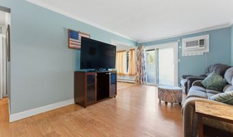142 Woodland Dr 142, Cromwell, CT 06416