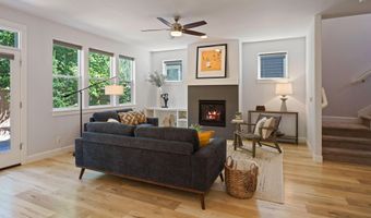 750 NE Isabella Ln, Bend, OR 97701