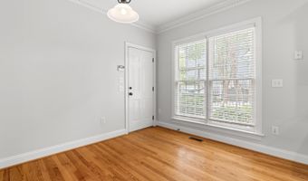 1773 Town Home Dr, Apex, NC 27502