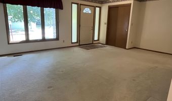 509 N 12th St, Albia, IA 52531