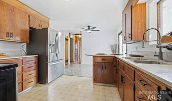 2607 S Montana, Caldwell, ID 83605