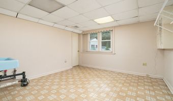 110 Coles Rd, Cromwell, CT 06416