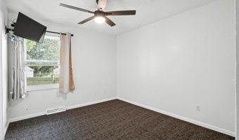 200 Juniper Ct, North Liberty, IA 52317