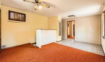 900 Park St, Anoka, MN 55303