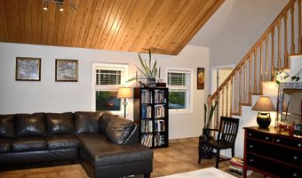 7 Mossy Ridge Rd, Belfast, ME 04915