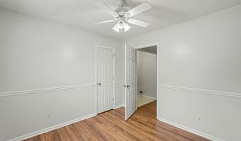 4 Shiney Leaf Ct, Beaufort, SC 29907