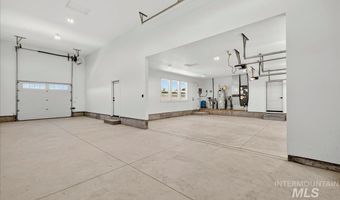 18052 Andorra Ln, Caldwell, ID 83607