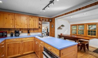 1062 S BREAKER Ave, Rockaway Beach, OR 97136