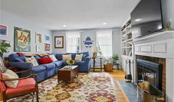 105 Watch Hl, East Greenwich, RI 02818