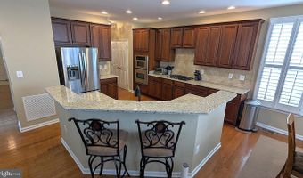 43161 BARNSTEAD Dr, Ashburn, VA 20148