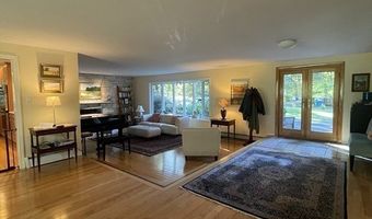 39 Oriole Dr, Andover, MA 01810