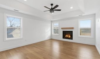 54 E Washington Ave, Atlantic Highlands, NJ 07716