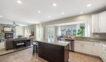 41833 WALDEN KNOLL Ct, Aldie, VA 20105