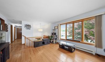 59 Litchfield Ln, Bristol, CT 06010