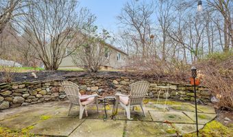 149 Highland Ave, Beacon Falls, CT 06403
