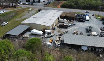 2190 Cherokee Rd, Alexander City, AL 35010