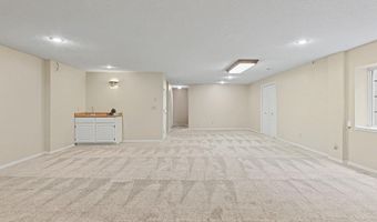 4260 N Rushwood Ct, Bel Aire, KS 67226