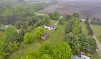 2100 Rowe, Applegate, MI 48401