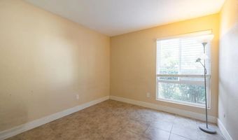 2566 WHITE OAK Pl 1, Escondido, CA 92027