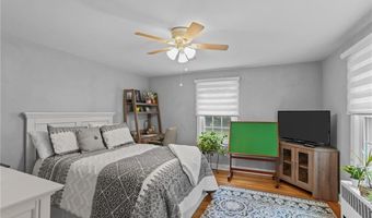 111 Peeptoad Rd, Scituate, RI 02857