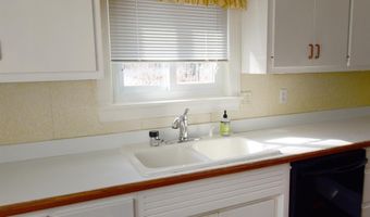 15 Ash Hill Ct, Batesville, IN 47006