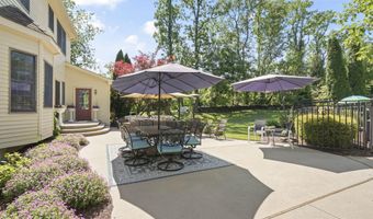 26 Crosswicks Ellisdale Rd, Burlington, NJ 08016