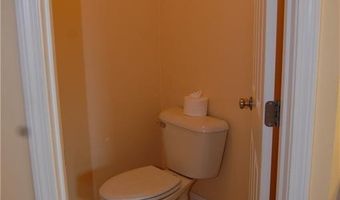 8 Sweet Corn Dr, Cranston, RI 02921