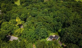3081 Overridge Dr, Ann Arbor, MI 48104