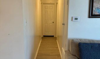 5215 NEWTON St 302, Bladensburg, MD 20710