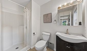 13 Valley Dr, Alloway, NJ 07418