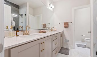 153 LOCKE St, Baltimore, MD 21230