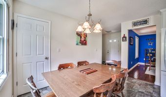 125 Stahl Rd, Amherst, NY 14068