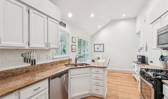 1102 Pine Grove Dr, Alpharetta, GA 30009
