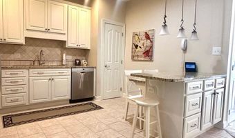 319 SHANNONBRIDGE Dr, Hockessin, DE 19707